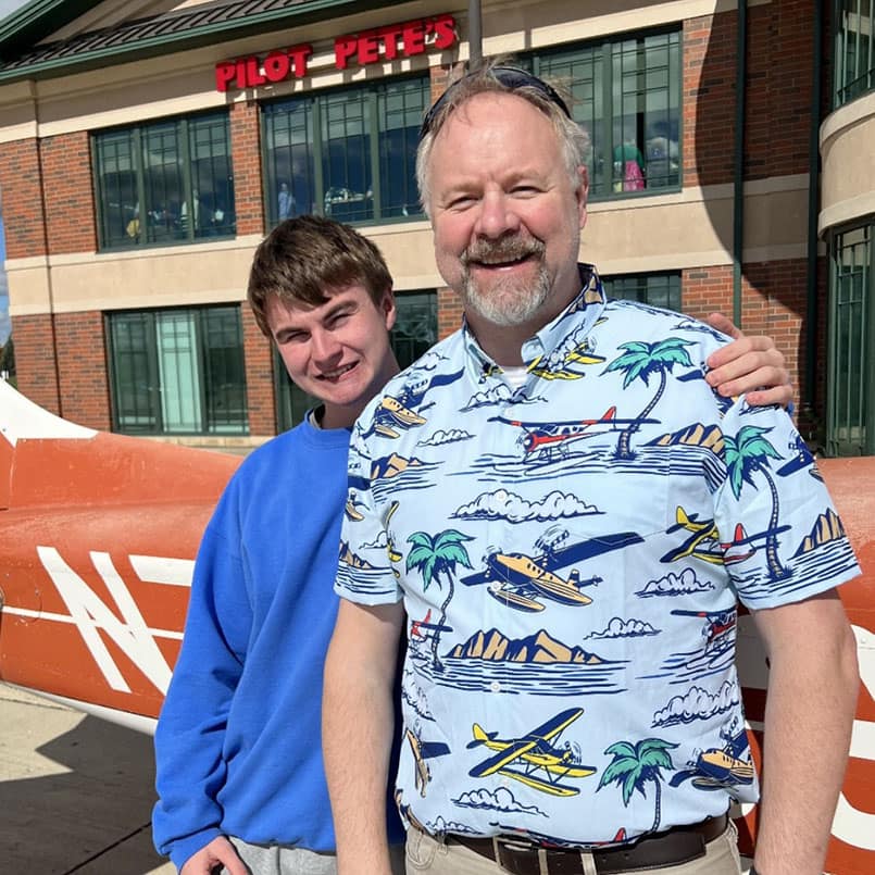Killian and his father Paul at Regional Airport in Schaumburg, Illinois, before grabbing lunch at the famous Pilot Pete’s restaurant.