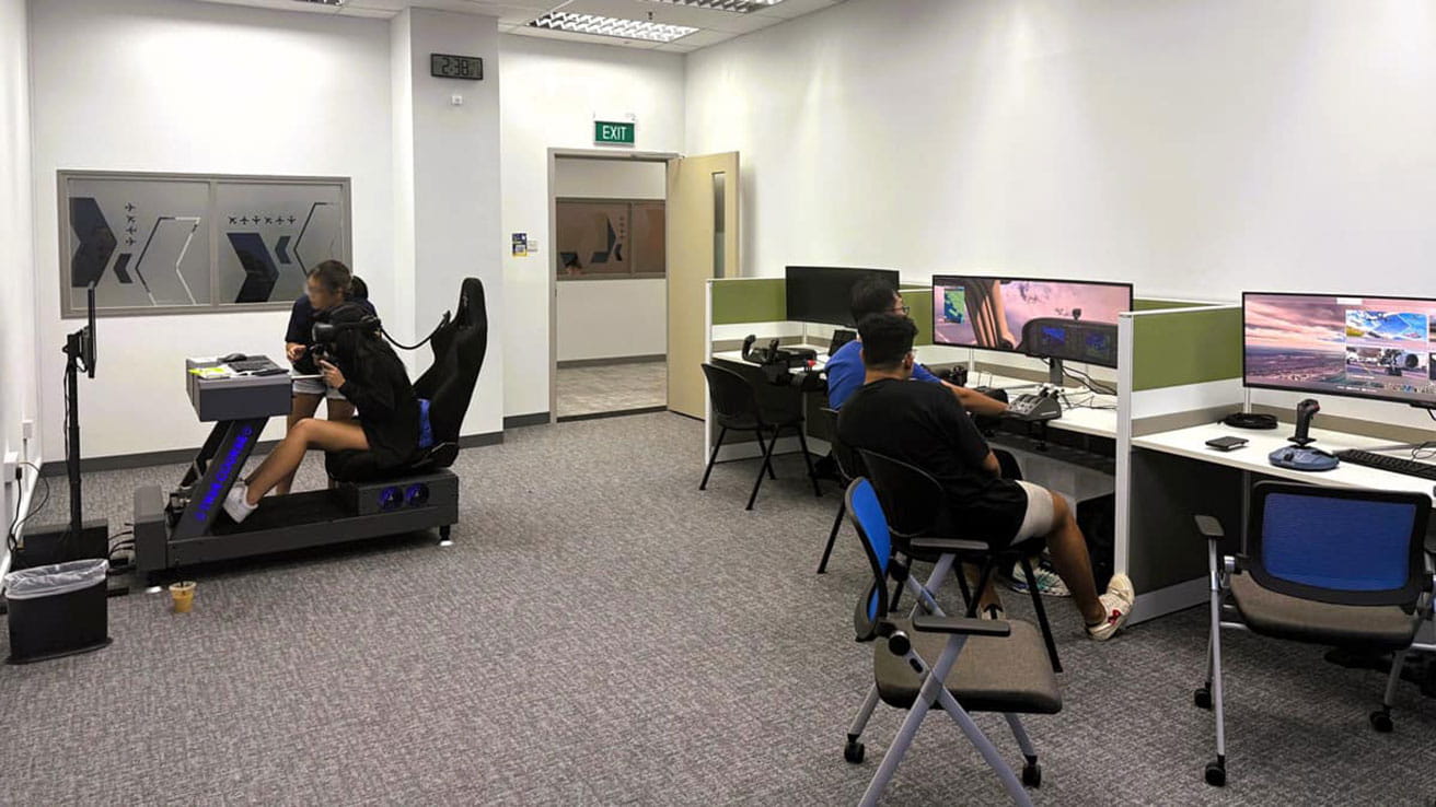Flight Simulation Lab at Seletar Aerospace Park