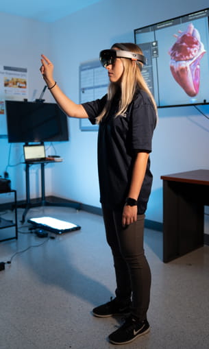 Woman wearing a virtual reality mask