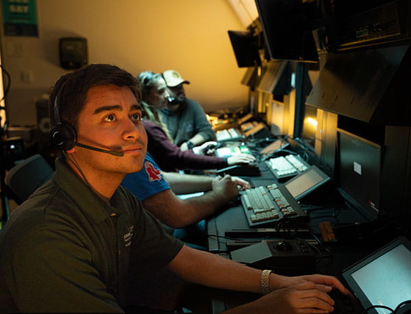 Students in the ATM TRacon and tower labs
