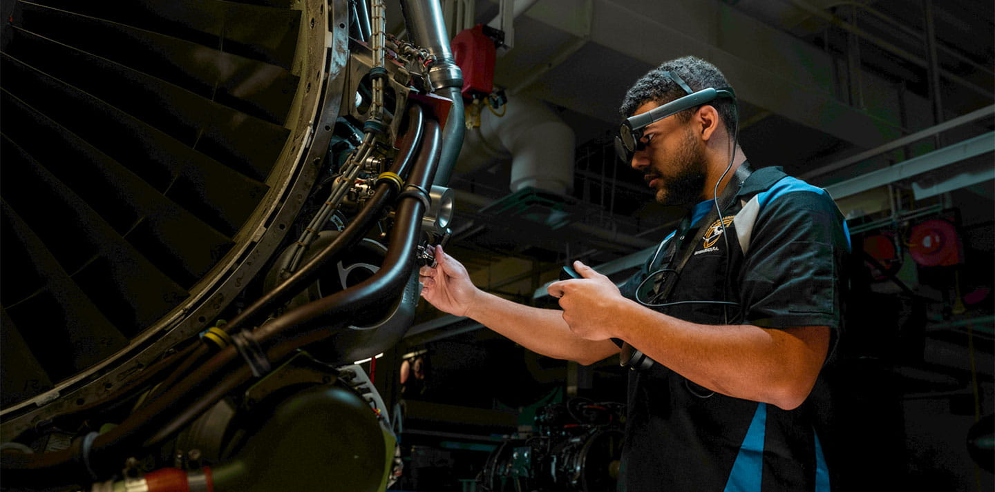 Student in the AR Turbines Lab