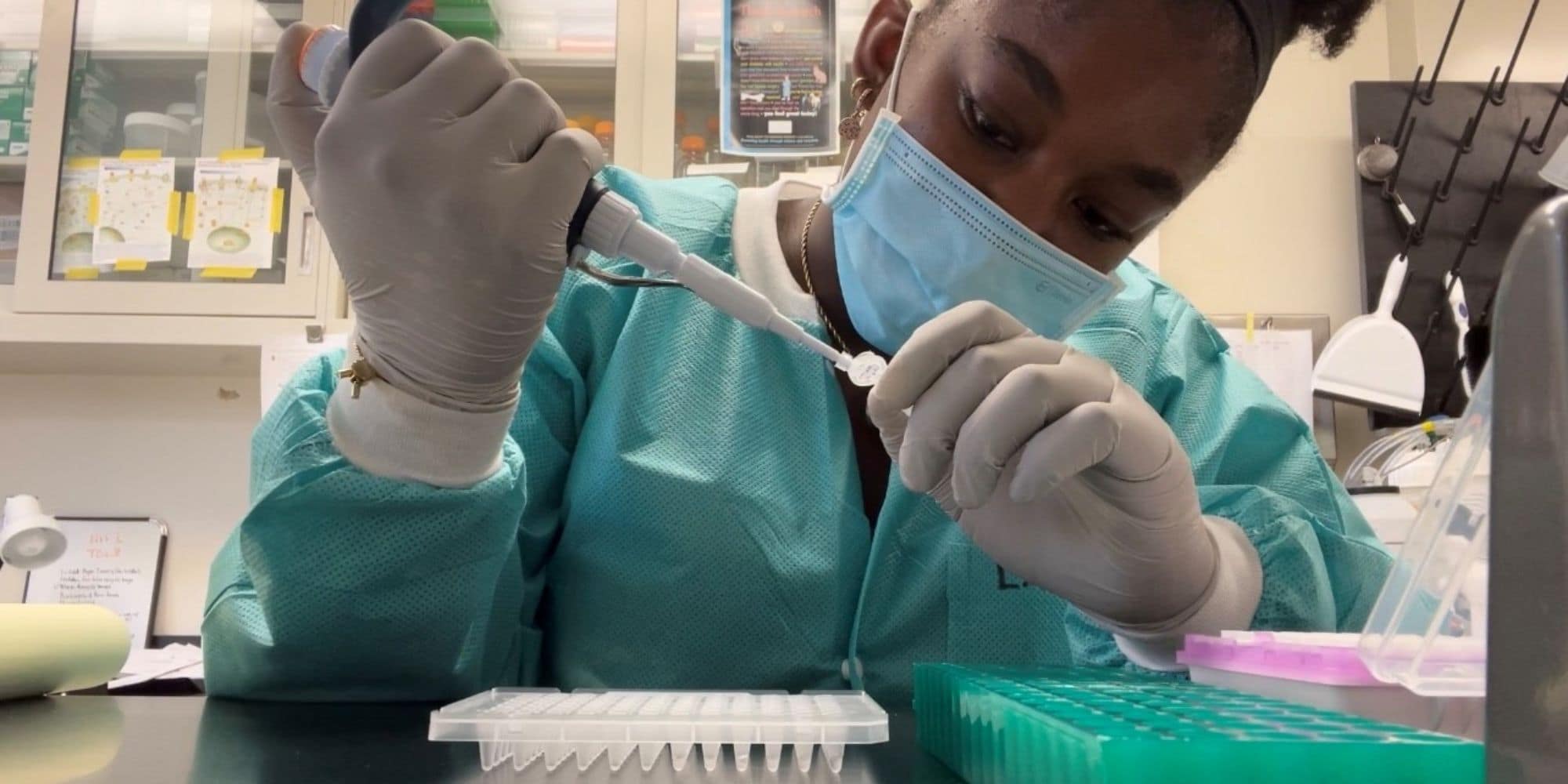 Concepts learned in the Aerospace Physiology program are widely applicable to cardiology, neuroscience, anesthesiology, aviation medicine and more. (Photo: Lauryn Taylor)
