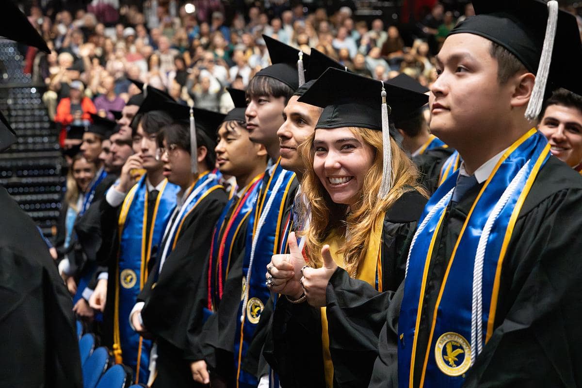 Graduating Embry-Riddle students.