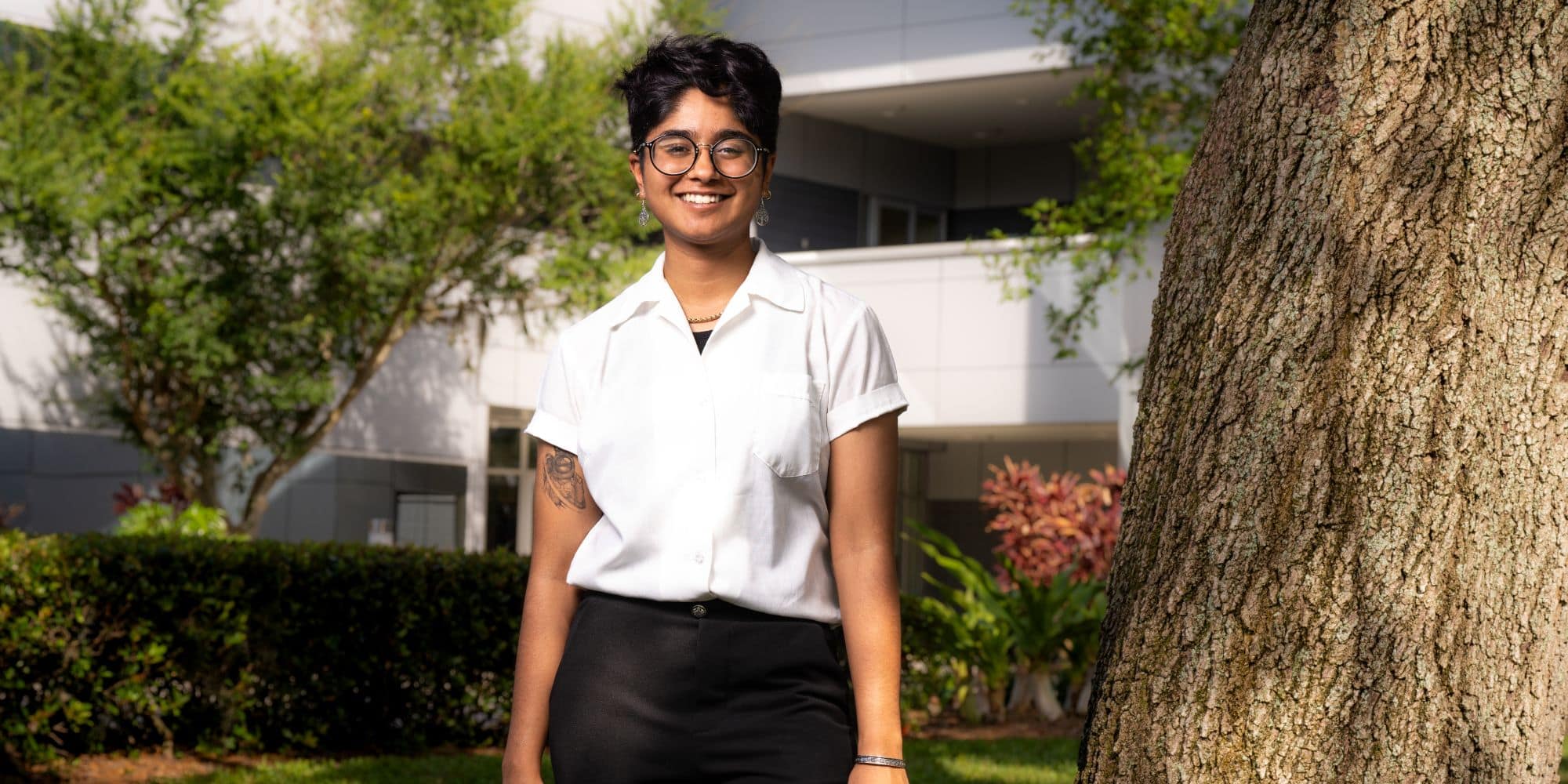 Aerospace Engineering major Eshna Bhargava ('24) at Embry‑Riddle's Daytona Beach Campus. (Photo: Embry‑Riddle / Bill Fredette-Huffman)