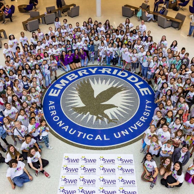  Society of Women Engineers (SWE)