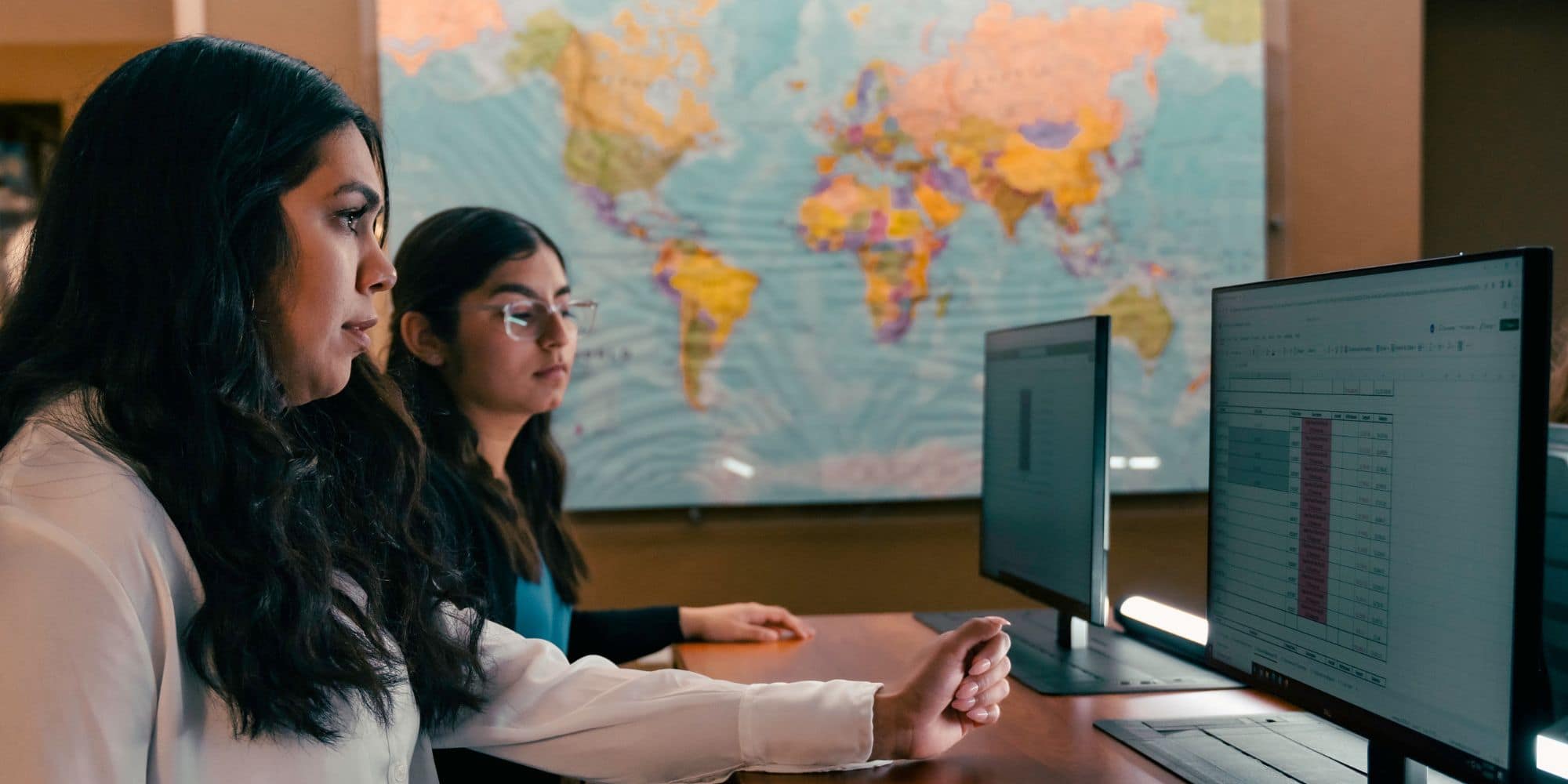  Students in the Global Security Operations Center collaborating on their FAFE projects. (Photo: Connor McShane)