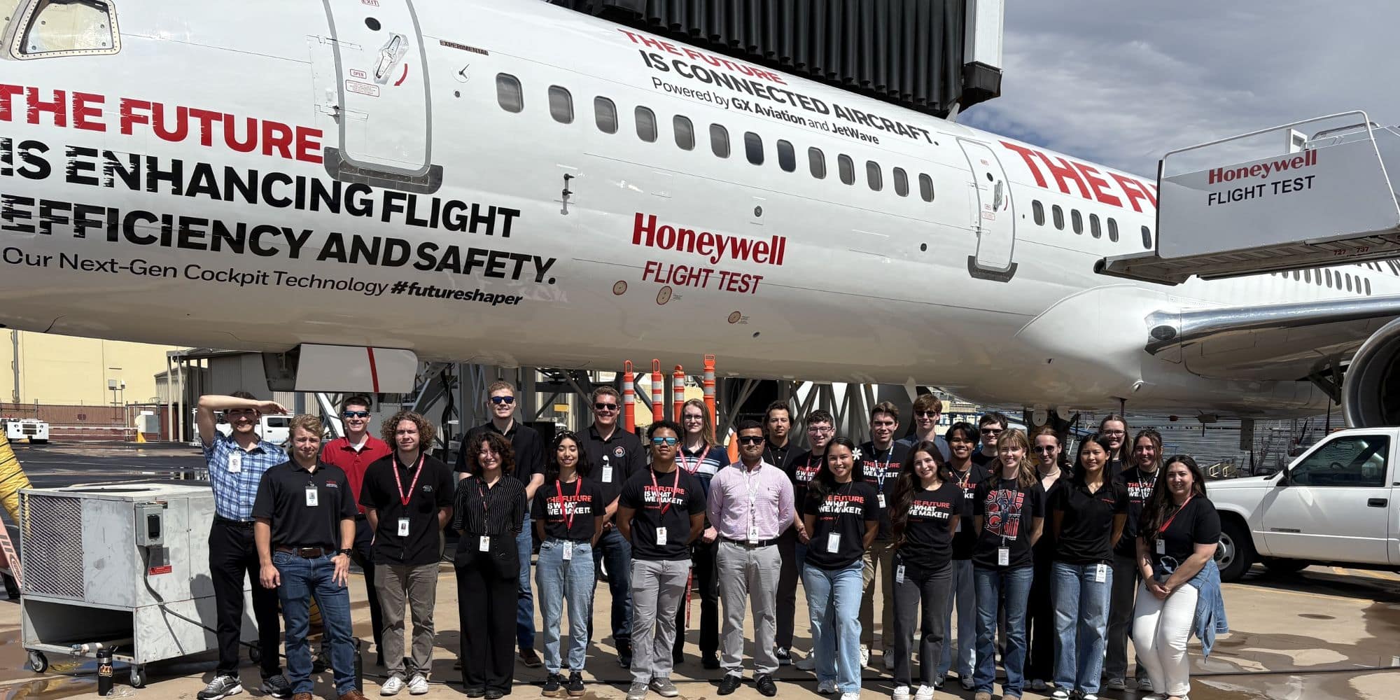 More than 30 Embry‑Riddle students gained firsthand experience, mentorship and career opportunities during a 12-week internship with Honeywell Aerospace Technologies at the company’s Deer Valley location in Phoenix.