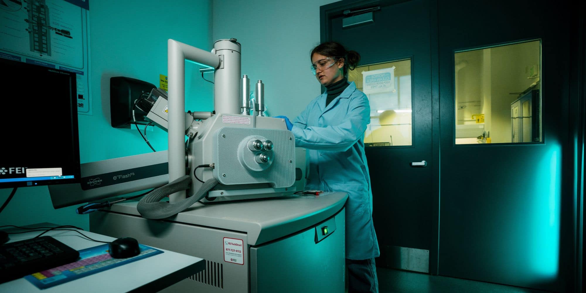 Rahela Dolha at the MicaPlex Characterization Lab, fully immersed in her work at the Scanning Electron Microscope (SEM) machine. (Photo: Joey Harrison)