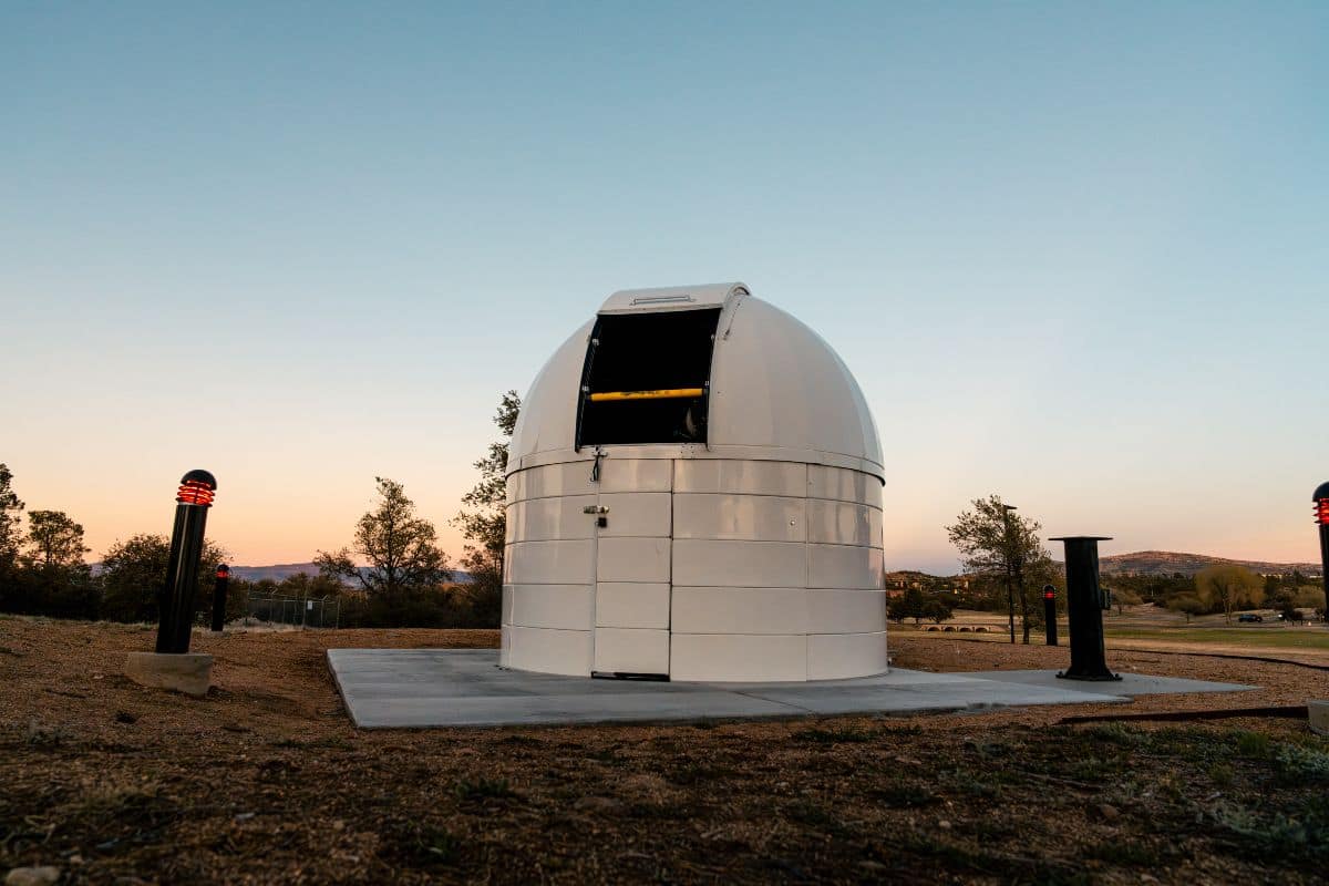 Embry‑Riddle’s new 20-inch Planewave Optics telescope will provide students with enhanced research capabilities on the Prescott Campus. (Photo: Embry‑Riddle/Connor McShane)