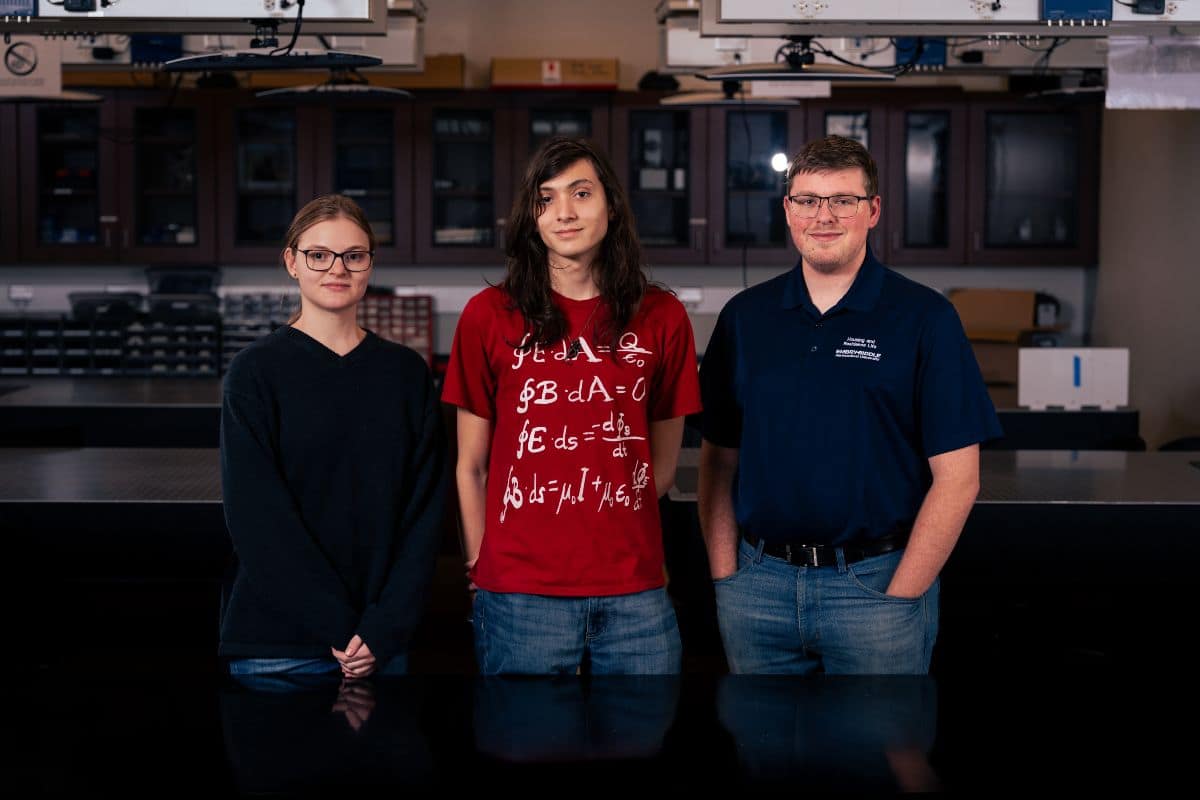 Embry‑Riddle Space Physics students (from left) Miriam Biehle, Dario Walter-Cardona and Logan Caudle each earned presentation awards at the American Physical Society (APS) Four Corners Meeting, which drew participants from universities, industry and government laboratories across Arizona, Colorado, New Mexico and Utah. (Photo: Embry‑Riddle/Wilson Van Ness)