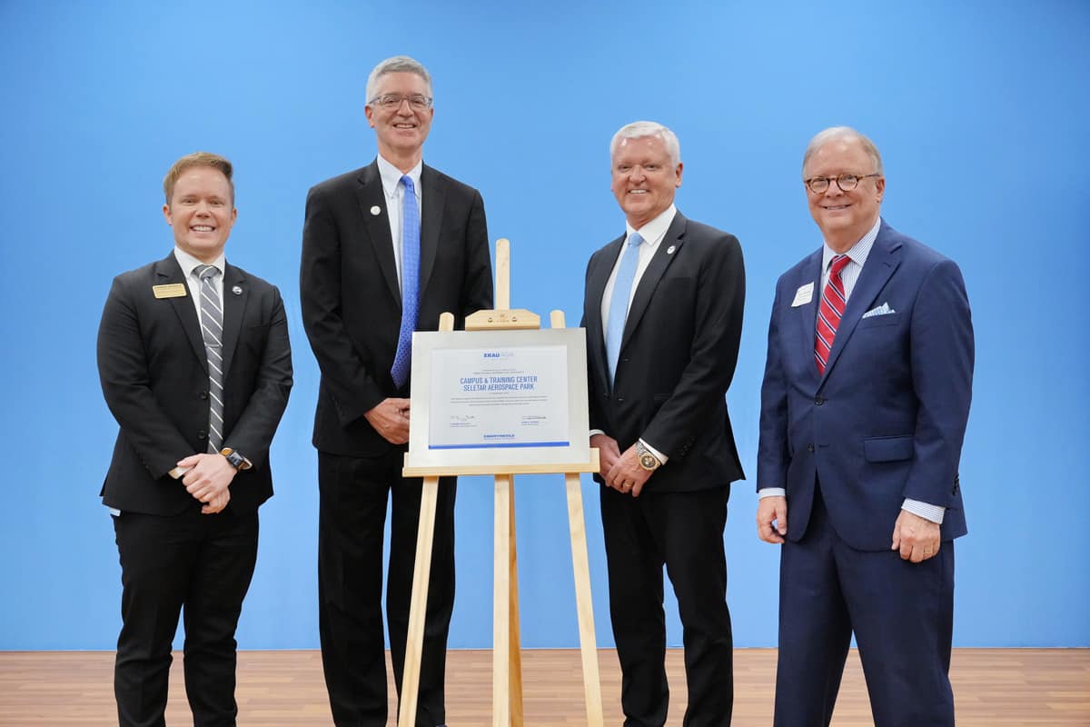 Embry‑Riddle leadership marks the official opening of the new Worldwide Asia Campus and training center in Singapore’s Seletar Aerospace Park. Pictured (from left) are Embry‑Riddle Vice Chancellor and Head of Asia Matthew Flaherty; Embry‑Riddle President P. Barry Butler, Ph.D.; Embry‑Riddle Worldwide Campus Chancellor John R. Watret; Executive Director Embry‑Riddle Boeing Center for Aviation & Aerospace Safety Robert Sumwalt. (Photo: AEROPHOTOWORKS)