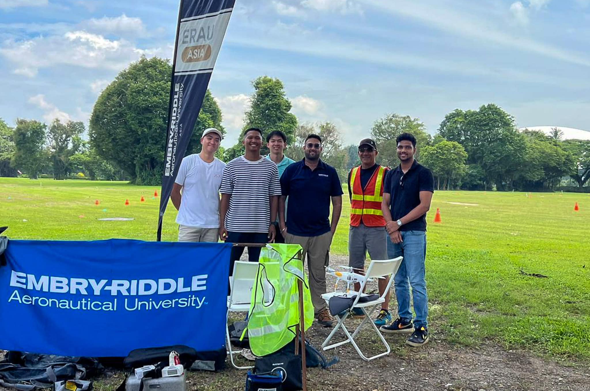 Embry‑Riddle’s Worldwide Asia Campus has launched a course for students to earn pilot licenses for uncrewed aircraft systems operations in Singapore. (Photo: Embry‑Riddle)