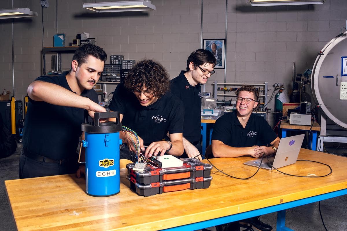 In the 2026 U.S. News & World Report rankings, Embry Riddle’s Prescott Campus earned the No. 1 national ranking in the Best Undergraduate Aerospace Engineering Programs category for schools without a Ph.D. option. Here, students work on technology for the NASA Human Lander Challenge. (Photo: Embry‑Riddle/Connor McShane)