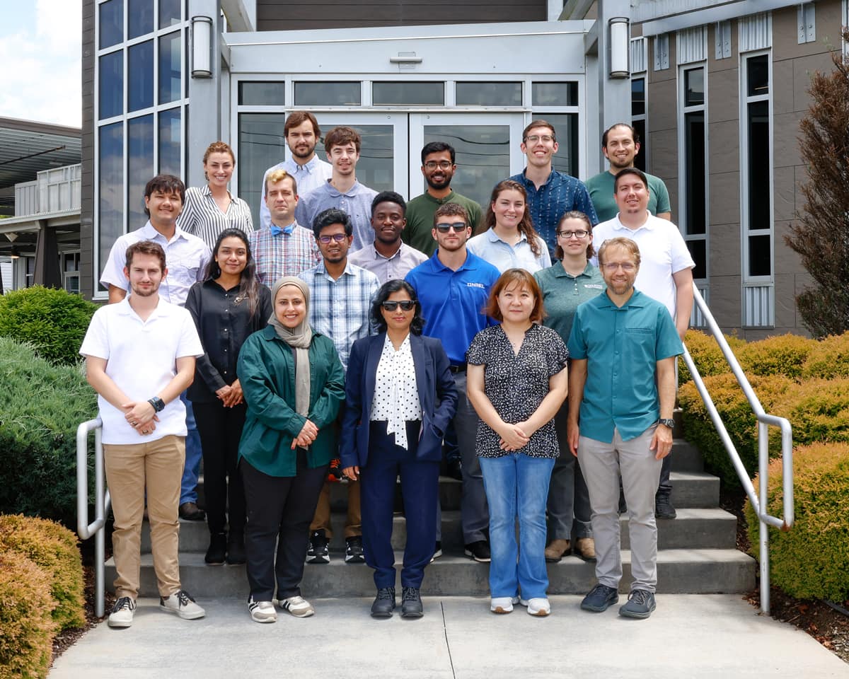 Embry-Riddle mechanical engineering students at a vistit to Oak Ridge National Laboaratory.