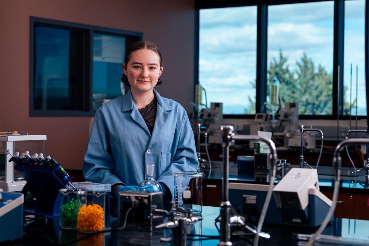 Forensic Biology student Olivia Robbins in a chemistry lab.