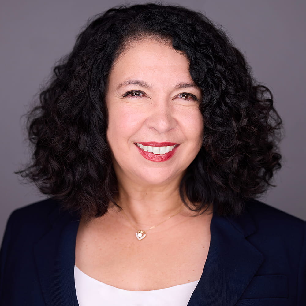 Headshot of Dr. Barbara Holder