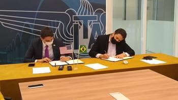 Members of Embry-Riddle Aeronautical University and Instituto Tecnológico da Aeronáutica (ITA) sign a Memorandum of Understanding (MoU) to launch joint education and research initiatives in the future.