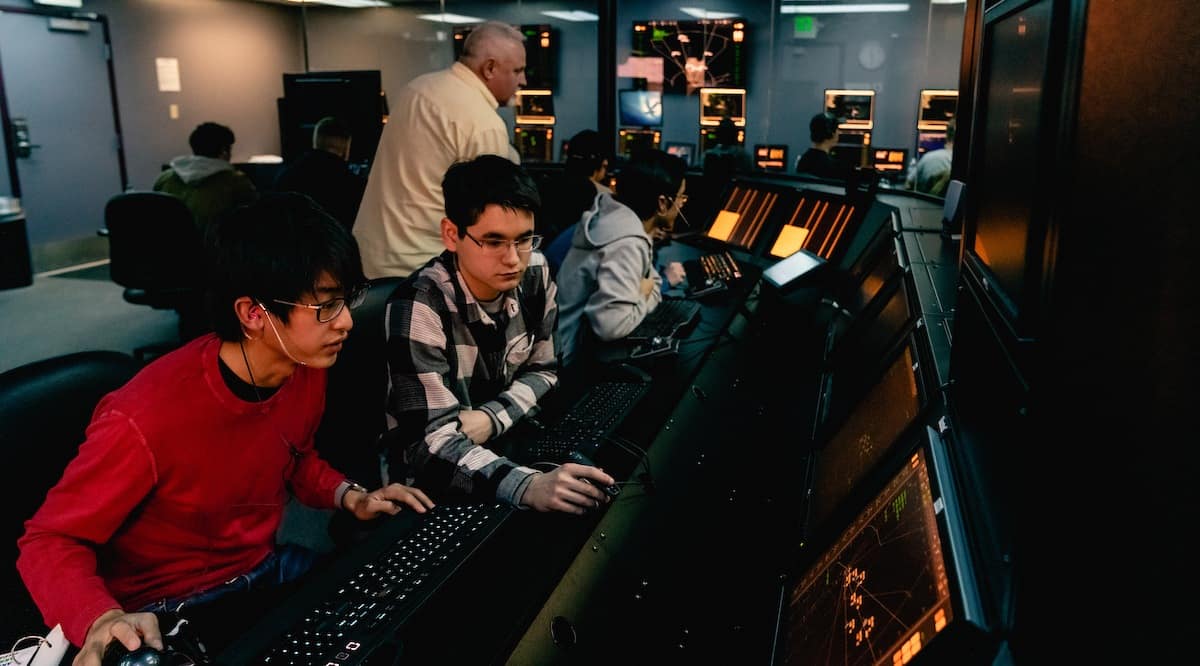 Students in the Air Traffic Control Lab