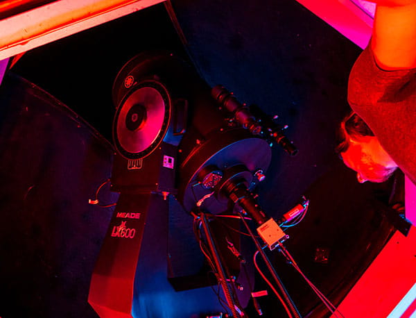 Students take pictures of the sky at the Observatory