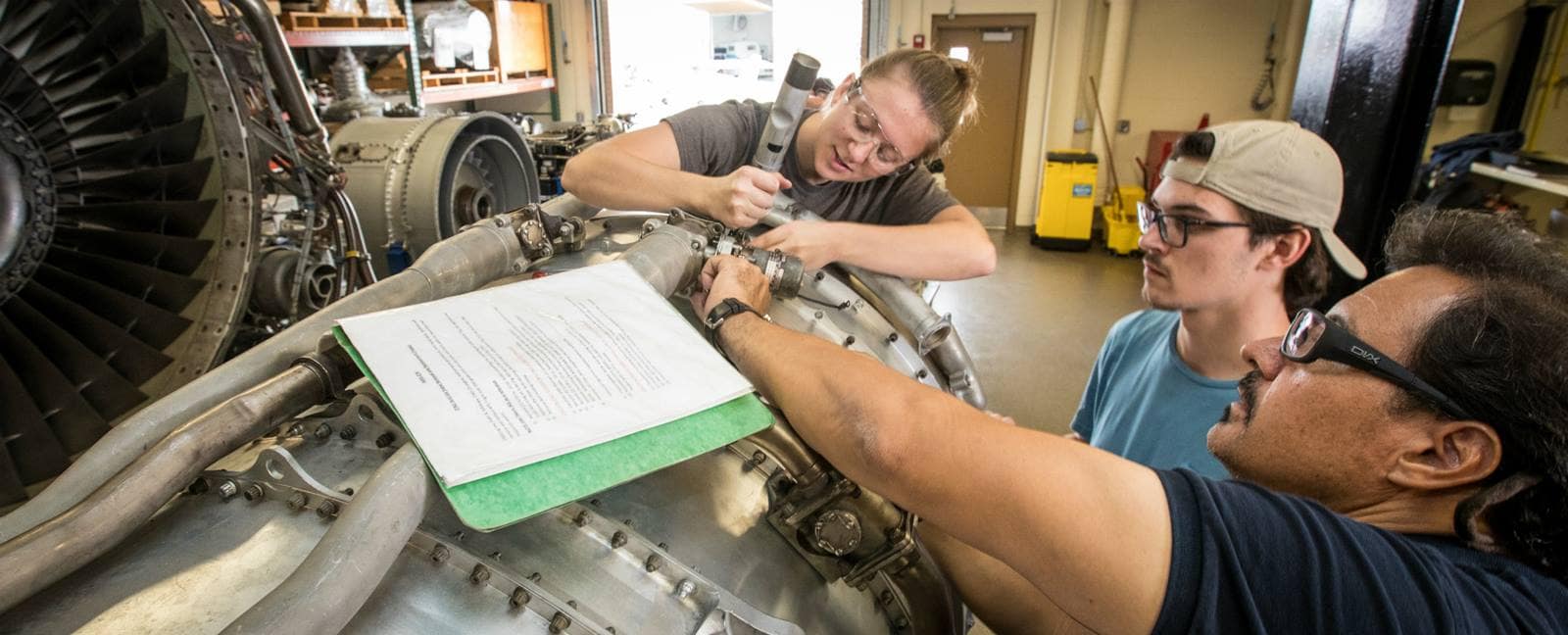 Bachelor's Degree In Aviation Maintenance Science | Embry-Riddle  Aeronautical University