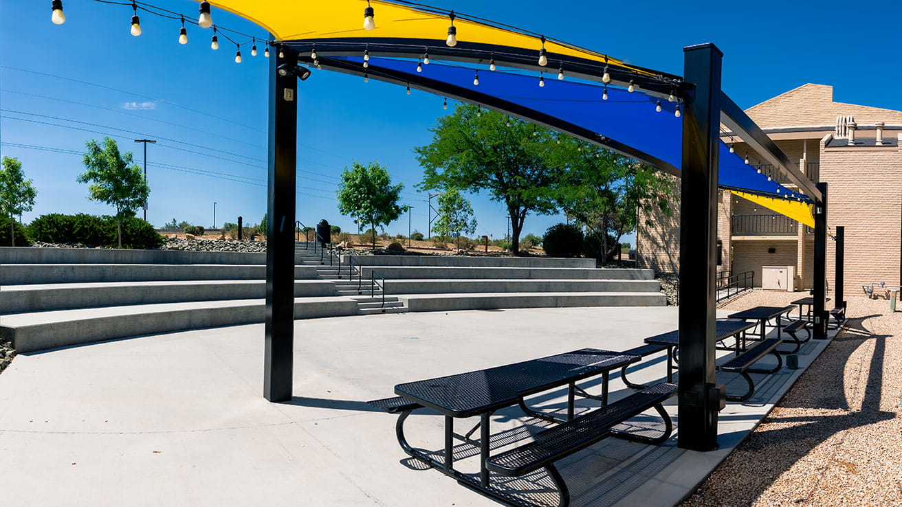 Picnic tables outside Mingus Mountain
