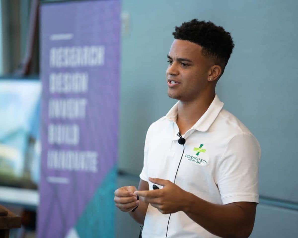 "I have a passion to help people,” Alex Britton said, pictured presenting his LLC, CerebriTech, during the StarterStudio program. (Photo: Embry-Riddle / Bernard Wilchusky)