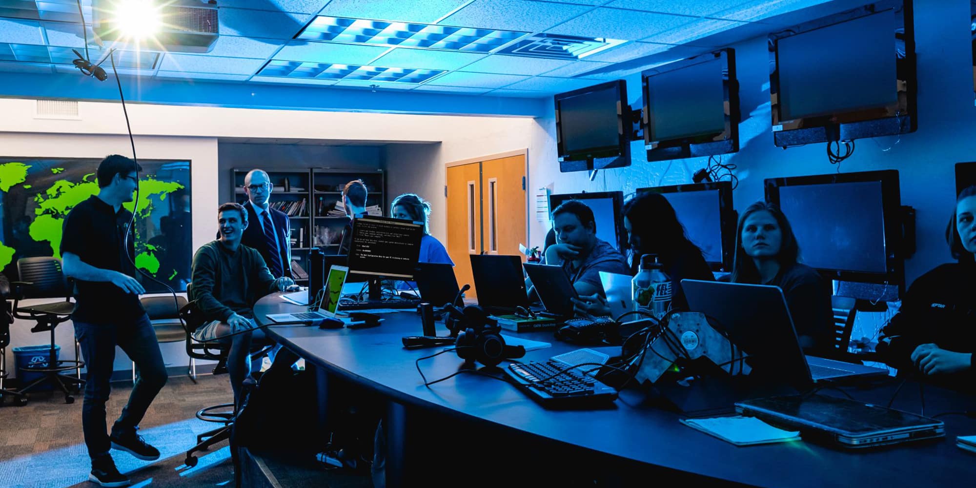 Global Security and Intelligence Studies lessons include class exercises where students conduct practical emergency response drills using software simulation programs developed by the Federal Emergency Management Agency (FEMA). (Photo: Embry-Riddle / Connor McShane)