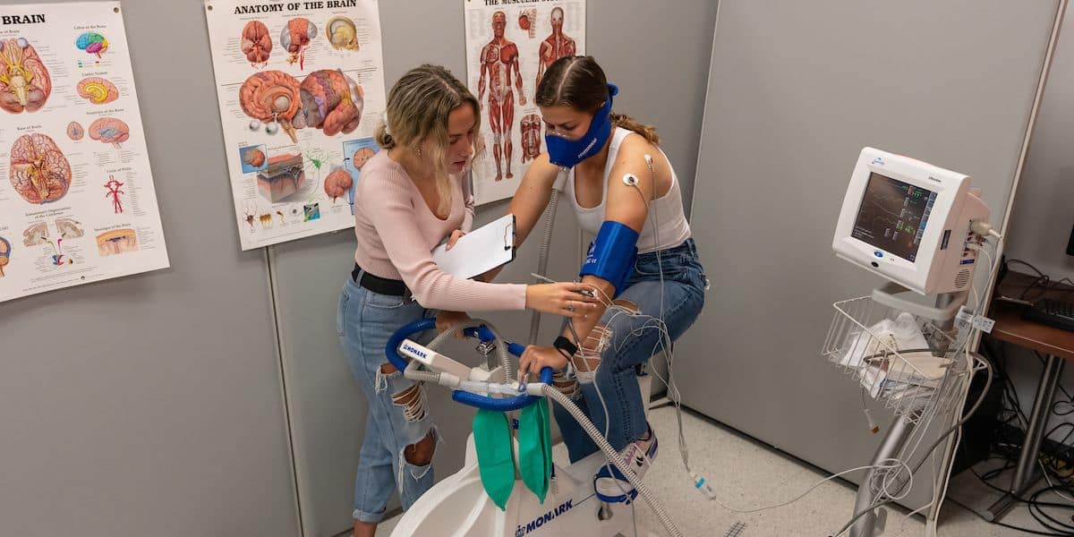 Students conduct physical research in Embry-Riddle's Aerospace Physiology laboratory