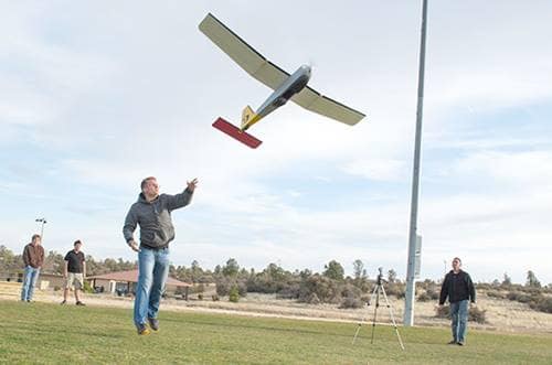Embry-Riddle Aeronautical University's Summer Programs offer the perfect mix of academic challenges and summer fun.