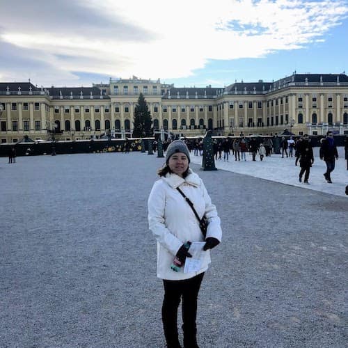Jennifer Fox at Schonbrunn Palace, Vienna